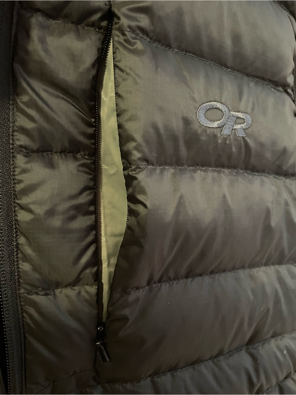 Outdoor Research OR Goose Down Vest Large Black - Picture 7 of 10